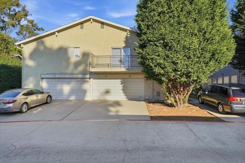 Photo of 4226 Camino Ticino, San Diego, CA 92122 (MLS # 2600844SD)
