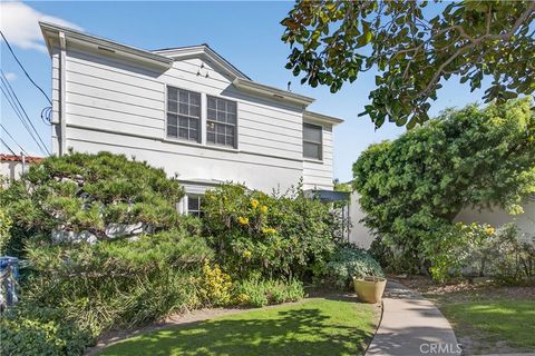 Photo of 1225 Smithwood Drive, Los Angeles, CA 90035 (MLS # OC26043832)