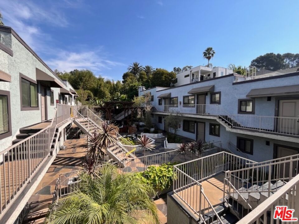 Properties 1 6337 Primrose Avenue