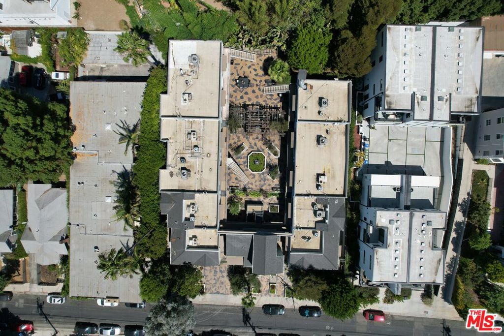 Properties 4 6337 Primrose Avenue