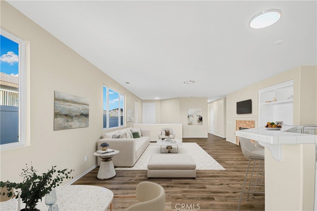 Photo of 11527 Crest Dr, Adelanto, CA 92301 (MLS # SR26066846)