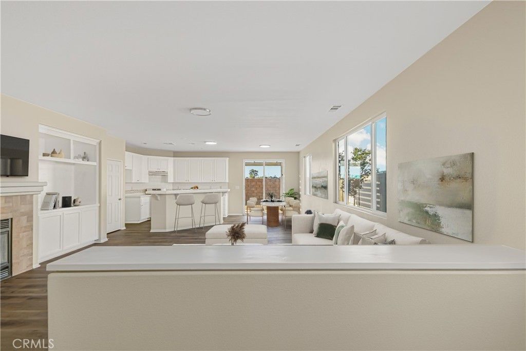 Photo of 11527 Crest Dr, Adelanto, CA 92301 (MLS # SR26066846)