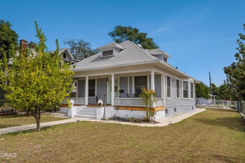 Photo of 396 N Summit Avenue, Pasadena, CA (MLS # P1-28771)