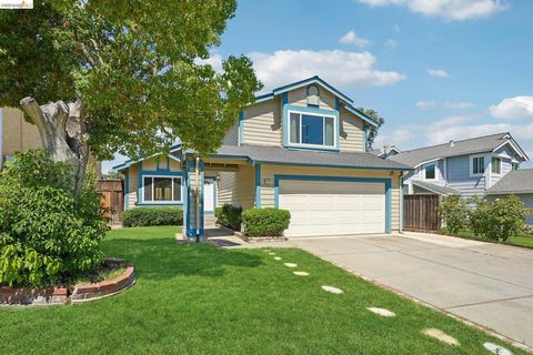 Photo of 2840 Honeysuckle Circle CIR, Antioch, CA 94531 (MLS # 41142683)