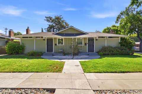Photo of 718 Millich Drive #B, Campbell, CA 95008 (MLS # ML82056909)