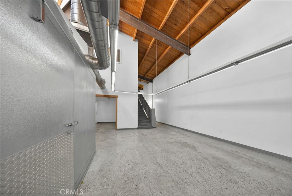 5221 Pacific Boulevard