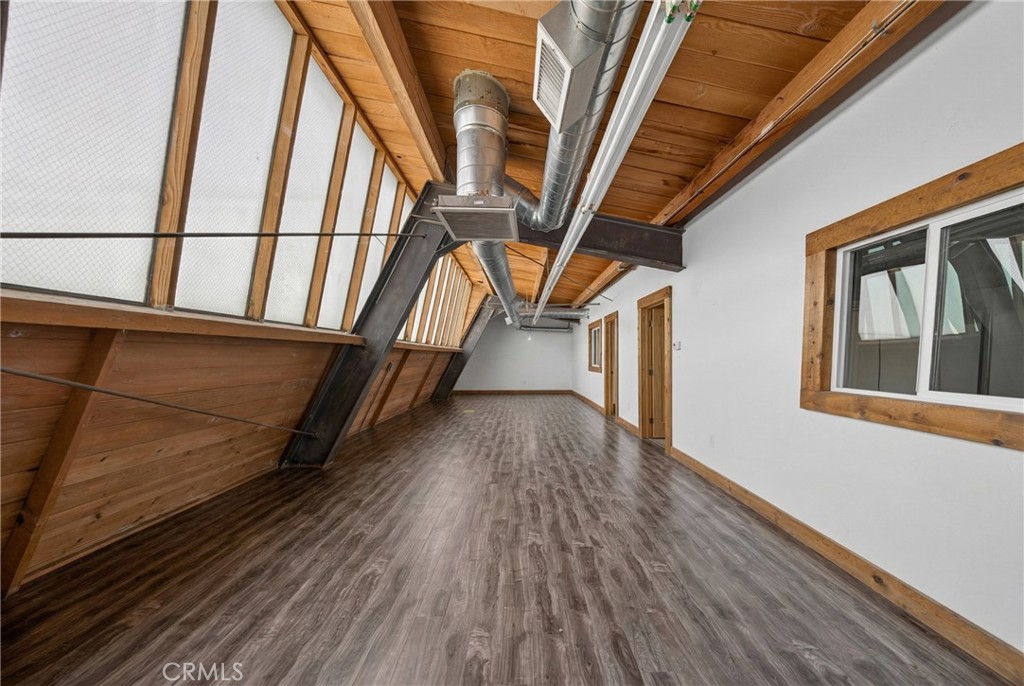 5221 Pacific Boulevard