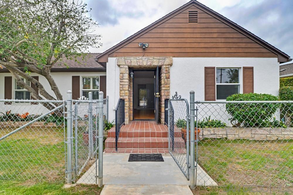 Properties 4 1787 Galway Place