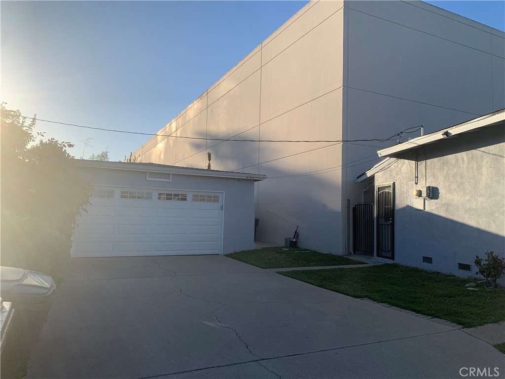 2665 Millet Avenue