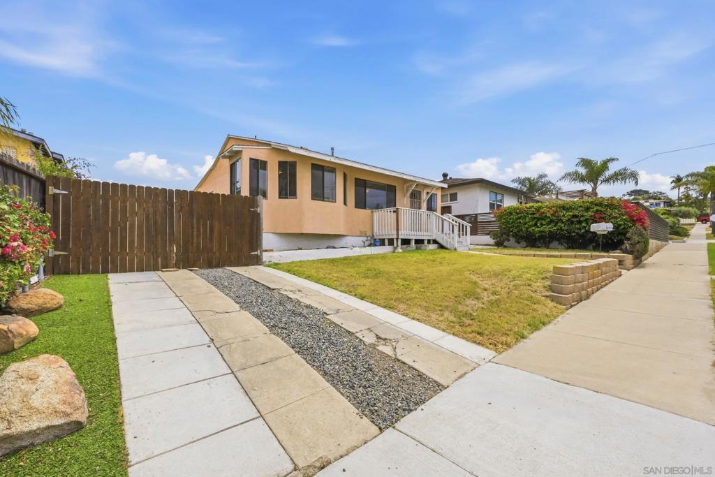 14-4612 Bermuda Ave