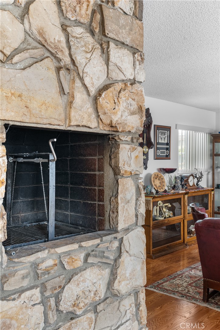 4127 Glenview Drive