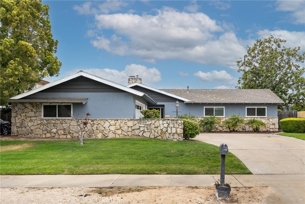 4127 Glenview Drive