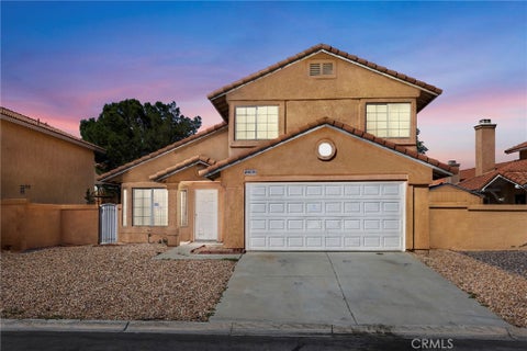 Photo of 12362 Glenwood LN, Victorville, CA 92395 (MLS # HD26214949)