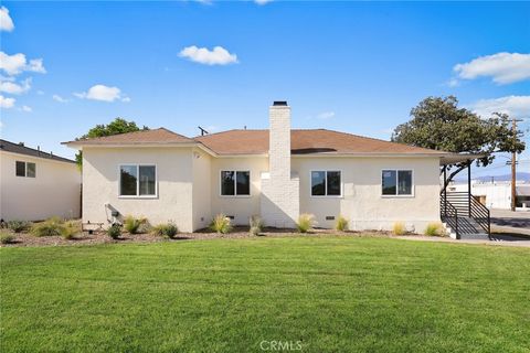 Photo of 1421 E Norwood Place Pl, Alhambra, CA 91801 (MLS # WS26083657)