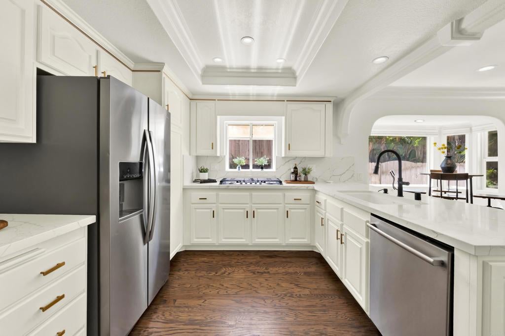 7701 Garboso Pl
