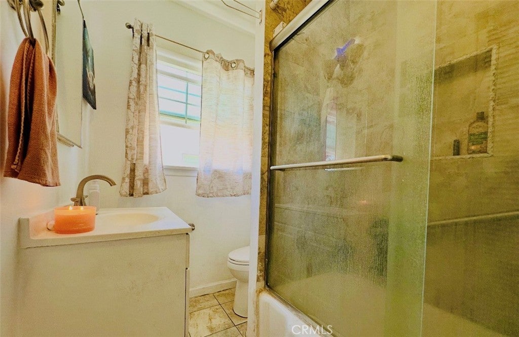 1519 E Idahome