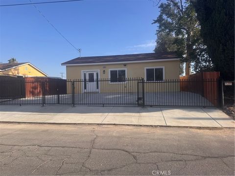 Photo of 7410 San Francisco St, Highland, CA 92346 (MLS # IV26094067)