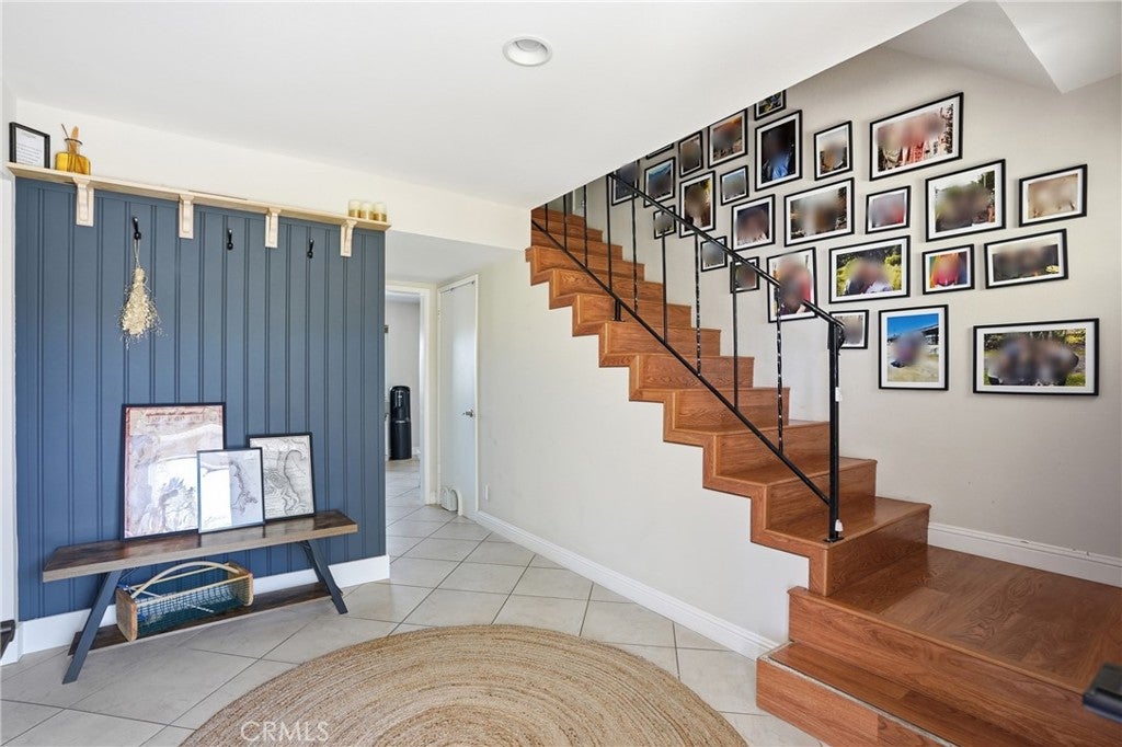 275 Meadowbrook Drive