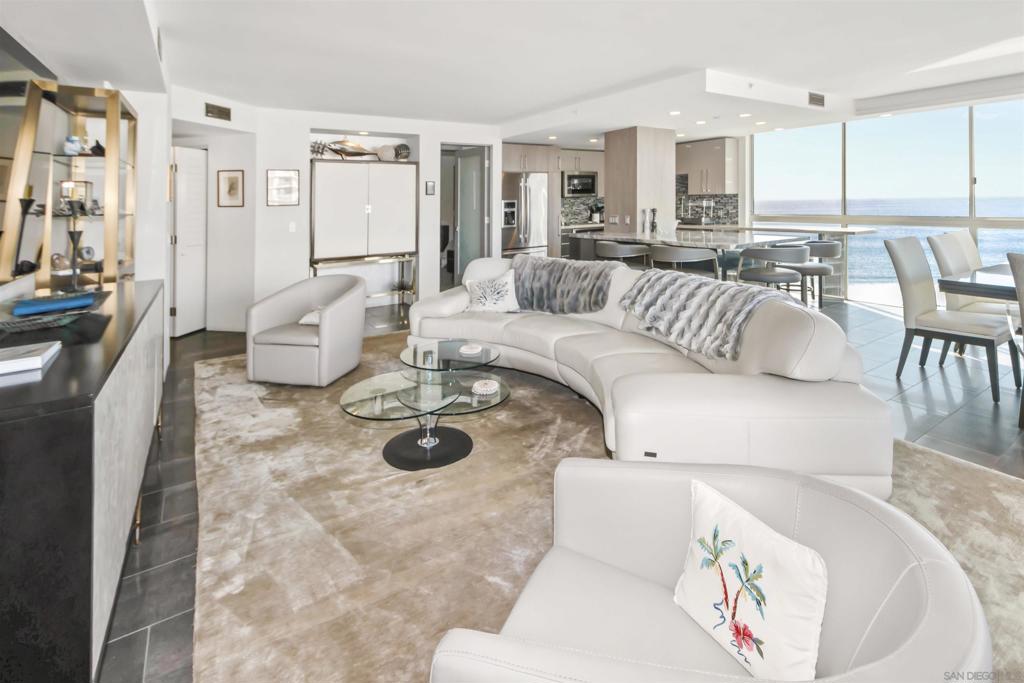 1780 Avenida Del Mundo 904