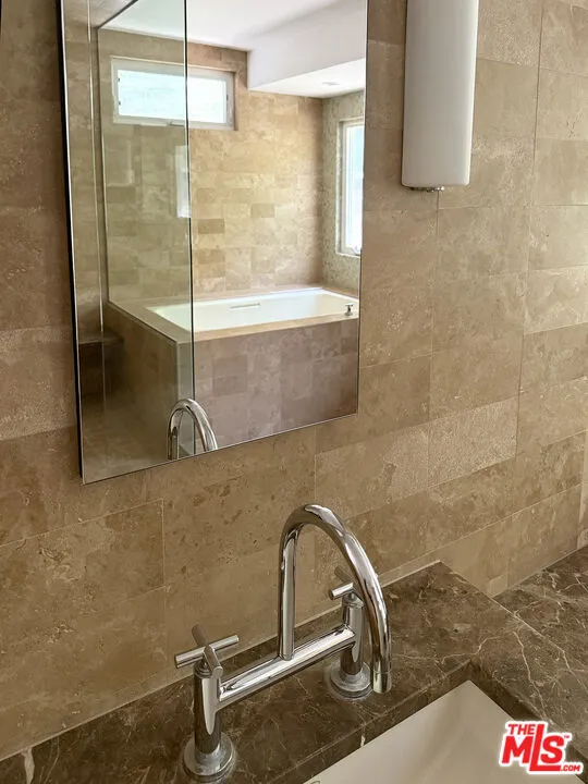 Studio City, California 91604, United States, 3 Bedrooms Bedrooms, ,3 BathroomsBathrooms,Residential,Active,193494