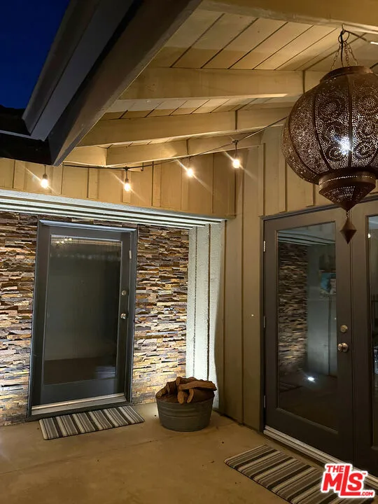 Studio City, California 91604, United States, 3 Bedrooms Bedrooms, ,3 BathroomsBathrooms,Residential,Active,193494