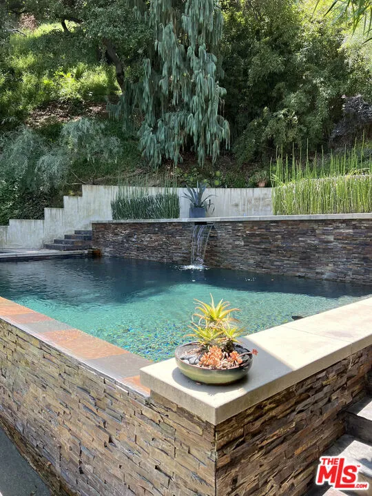 Studio City, California 91604, United States, 3 Bedrooms Bedrooms, ,3 BathroomsBathrooms,Residential,Active,193494