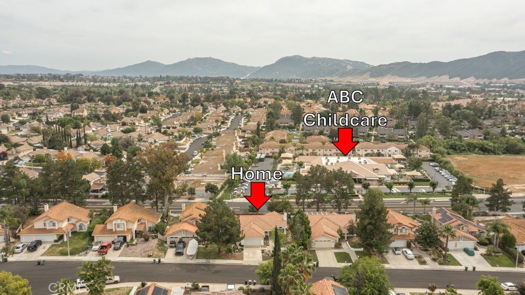 29763 Dawncrest Cir