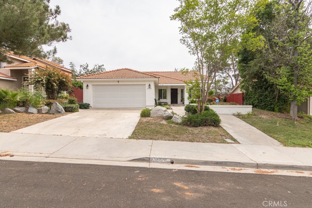 29763 Dawncrest Cir