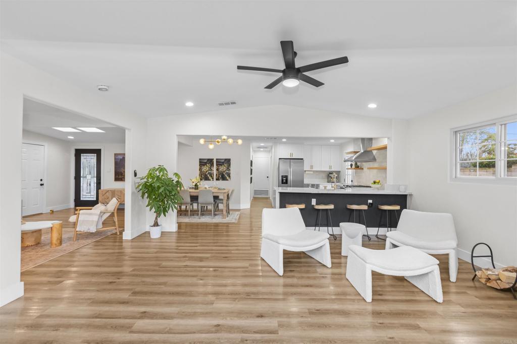 CLAIREMONT - Residential