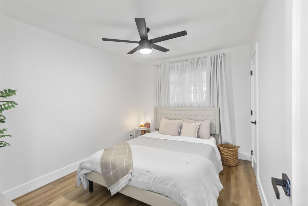 CLAIREMONT - Residential