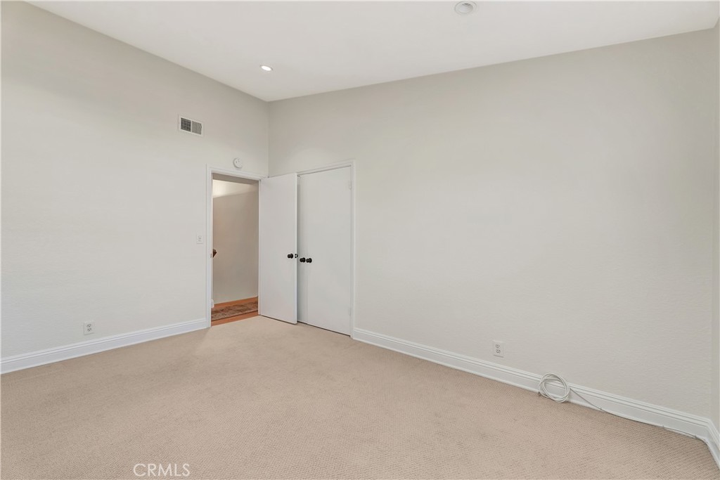 La Cuesta (LACU) - Residential Lease