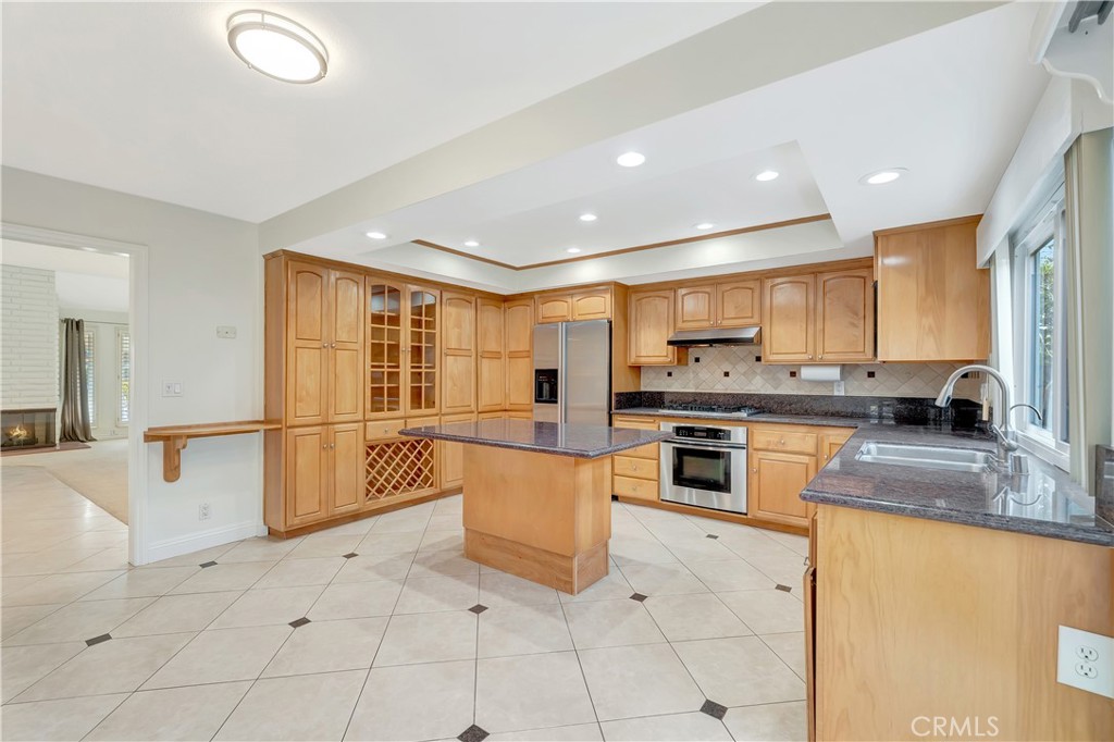 La Cuesta (LACU) - Residential Lease