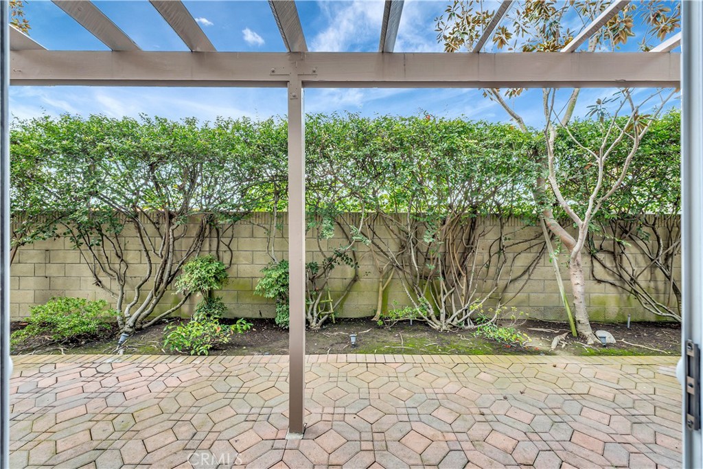 La Cuesta (LACU) - Residential Lease