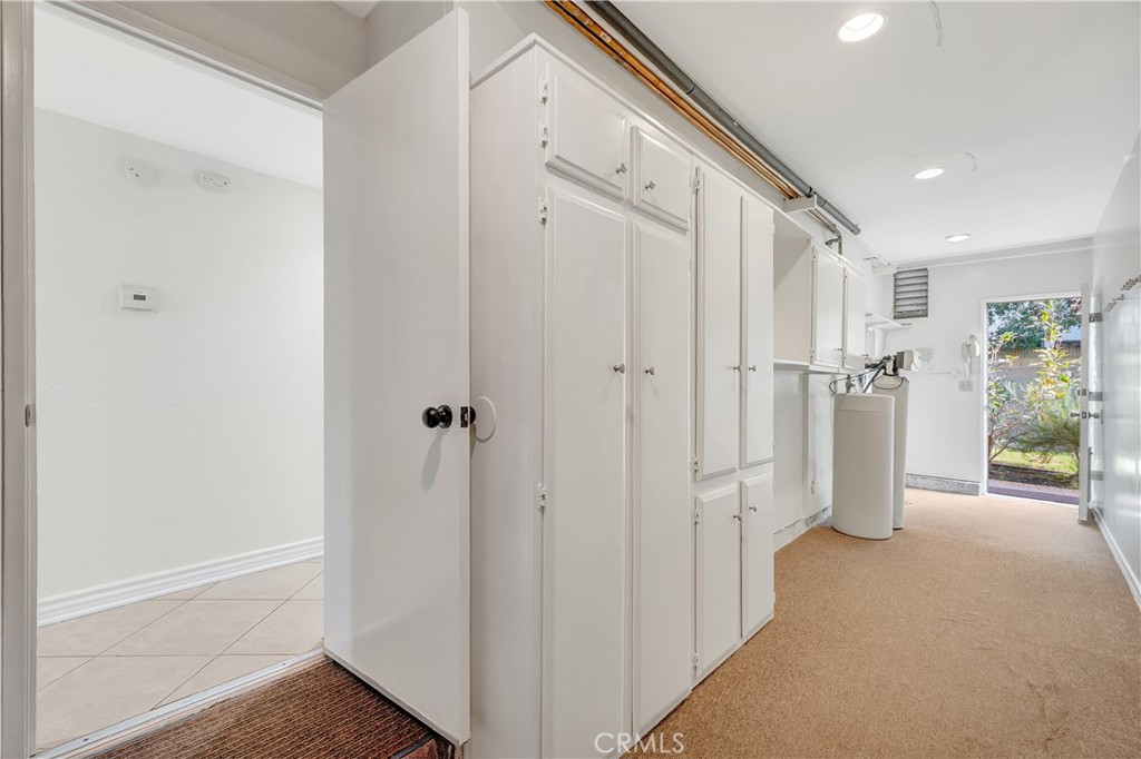 La Cuesta (LACU) - Residential Lease