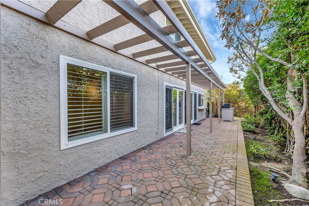 La Cuesta (LACU) - Residential Lease