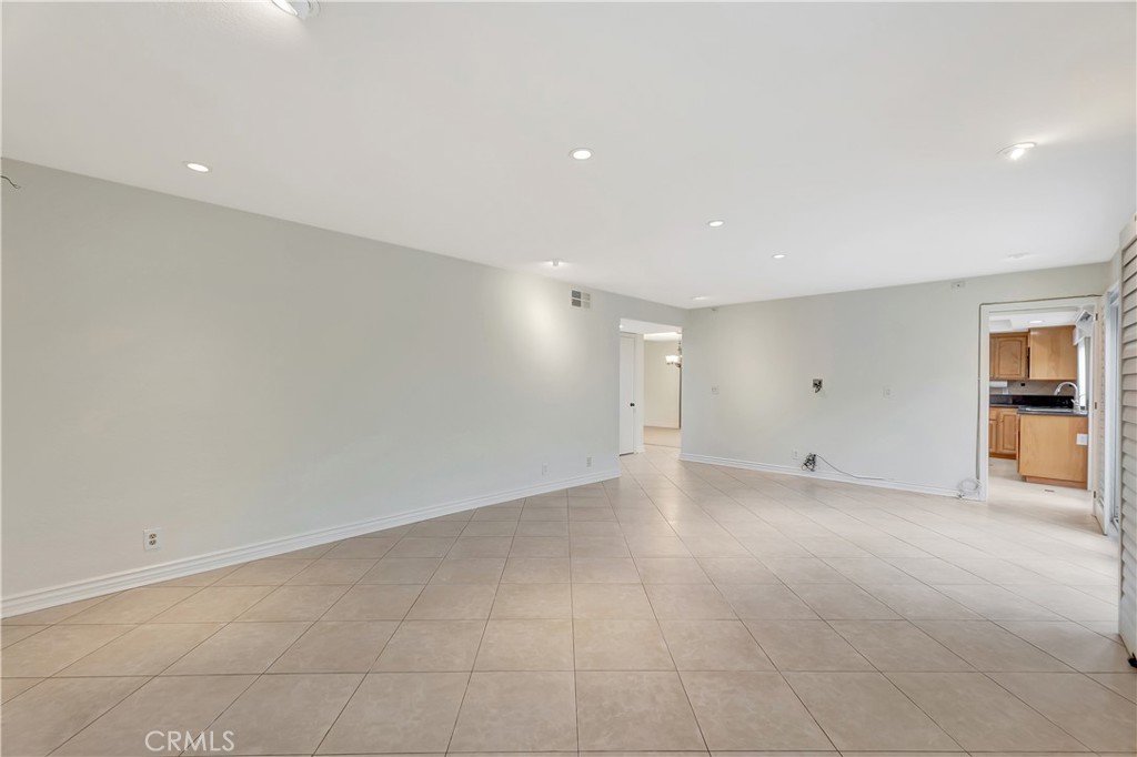 La Cuesta (LACU) - Residential Lease