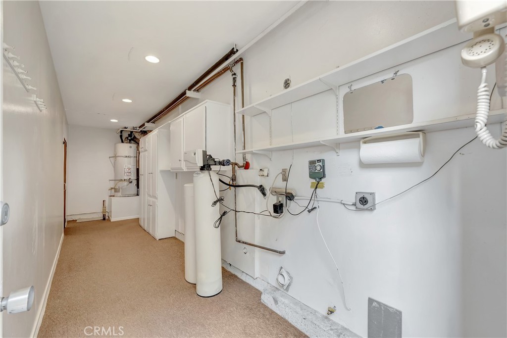 La Cuesta (LACU) - Residential Lease