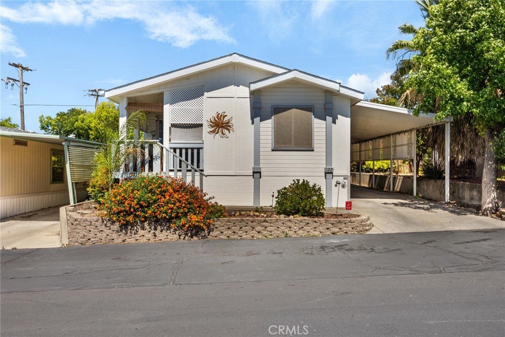 122 Sycamore Parkway