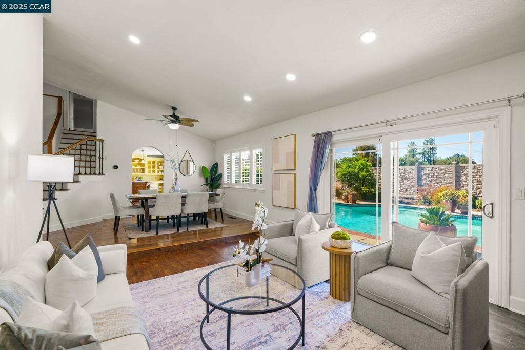 WHISPERING PINES - Residential