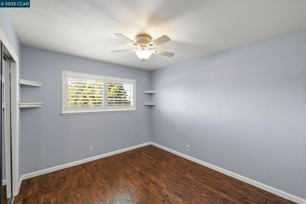 WHISPERING PINES - Residential