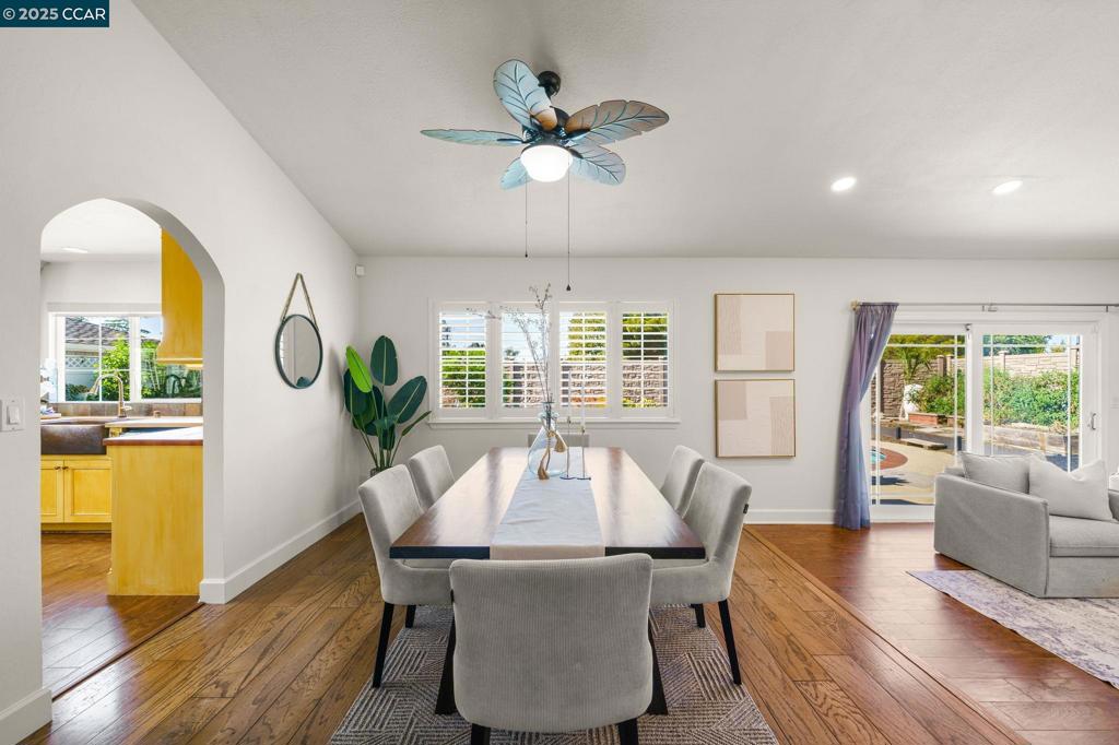 WHISPERING PINES - Residential