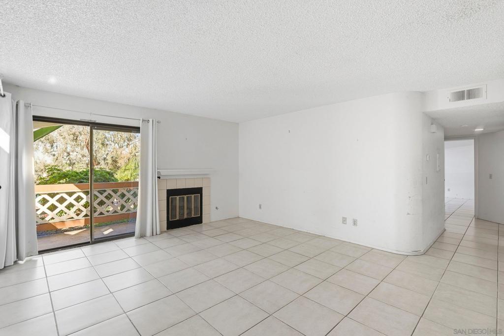 9454 Twin Trails Dr 103