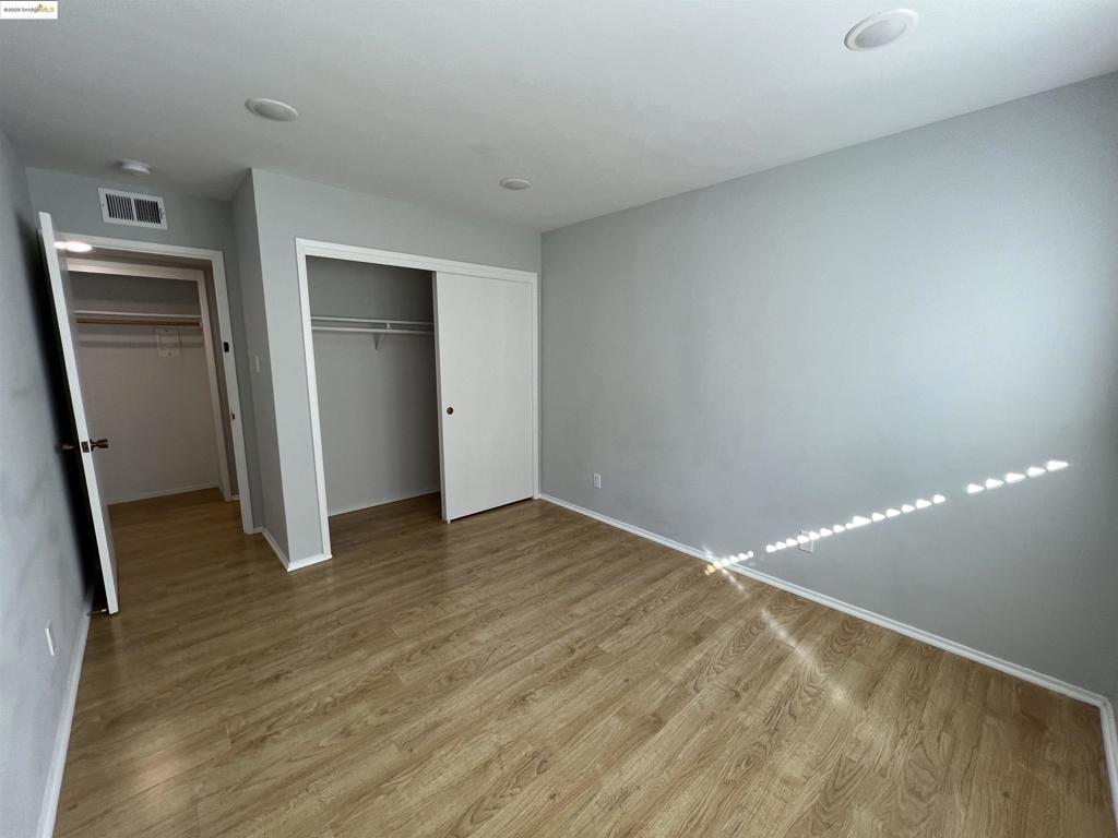 ELMWOOD - Residential Lease