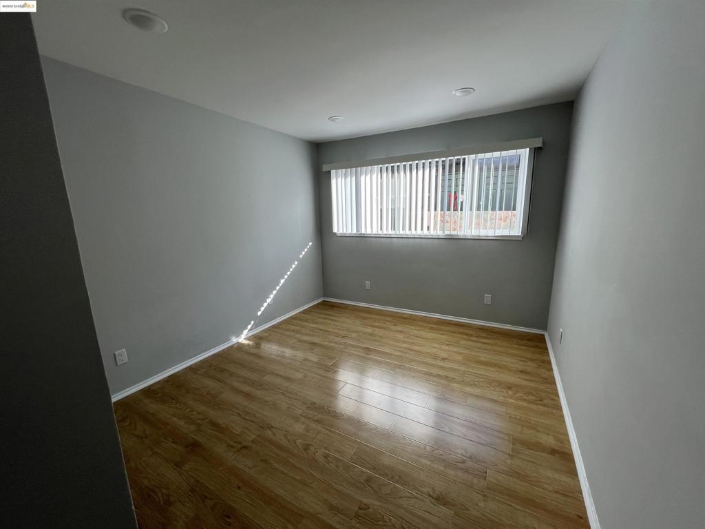 ELMWOOD - Residential Lease