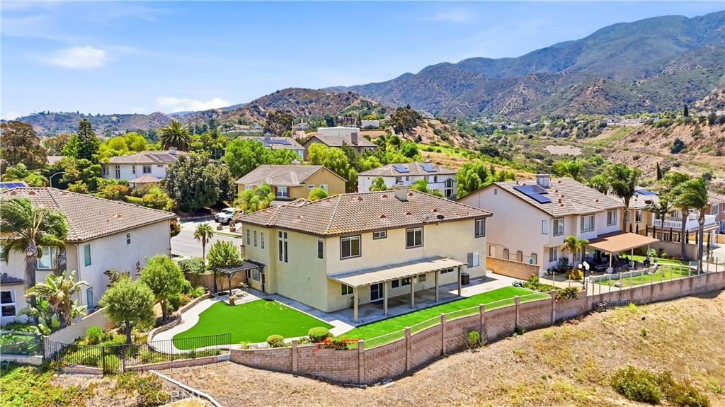 950 Manor Way