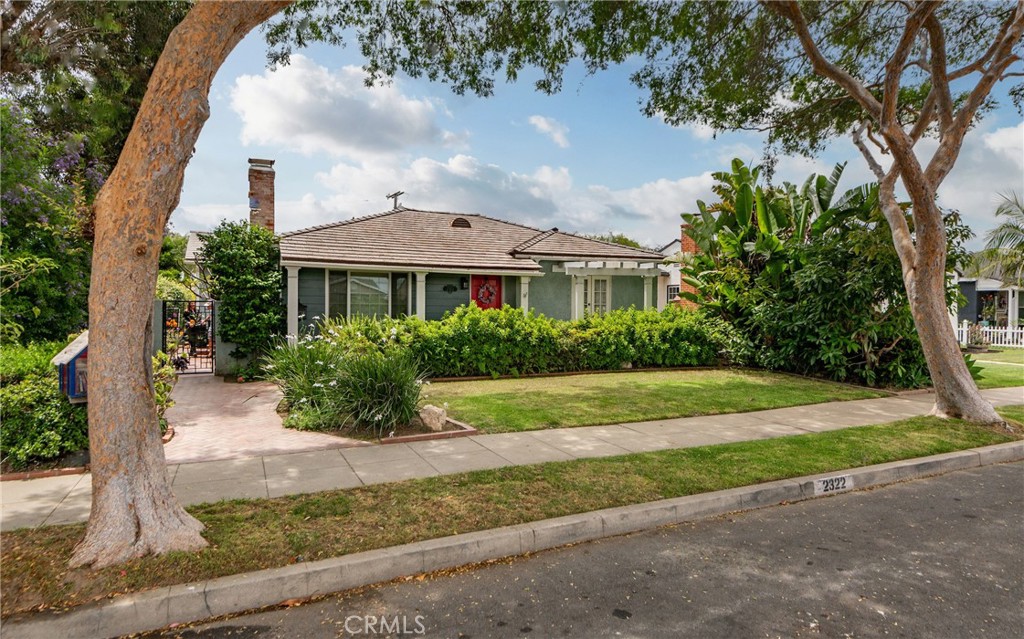 2322 W 156th Street