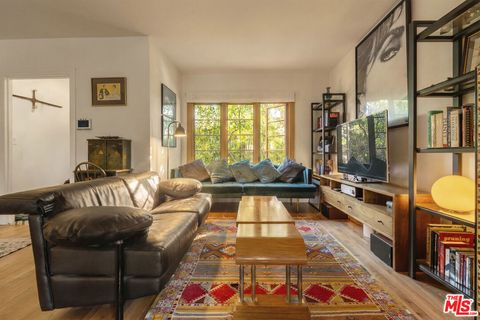 Tiny photo for 8980 Lloyd Place, West Hollywood, CA 90069 (MLS # 26660897)