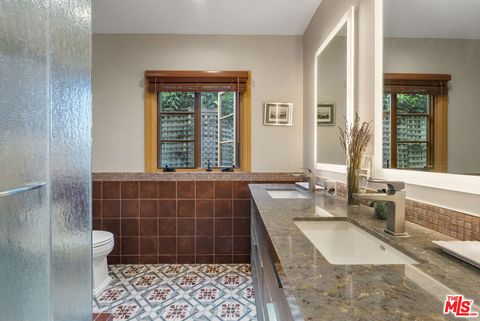 Tiny photo for 8980 Lloyd Place, West Hollywood, CA 90069 (MLS # 26660897)