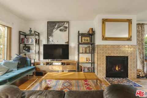 Tiny photo for 8980 Lloyd Place, West Hollywood, CA 90069 (MLS # 26660897)