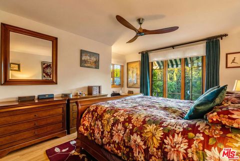 Tiny photo for 8980 Lloyd Place, West Hollywood, CA 90069 (MLS # 26660897)